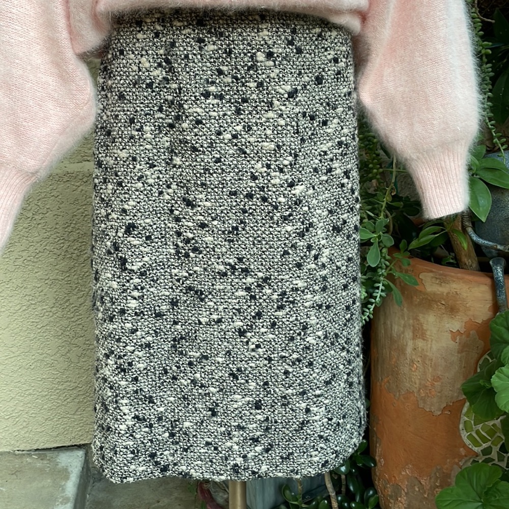 Vintage tan/brown Dana Buchman wool midi skirt